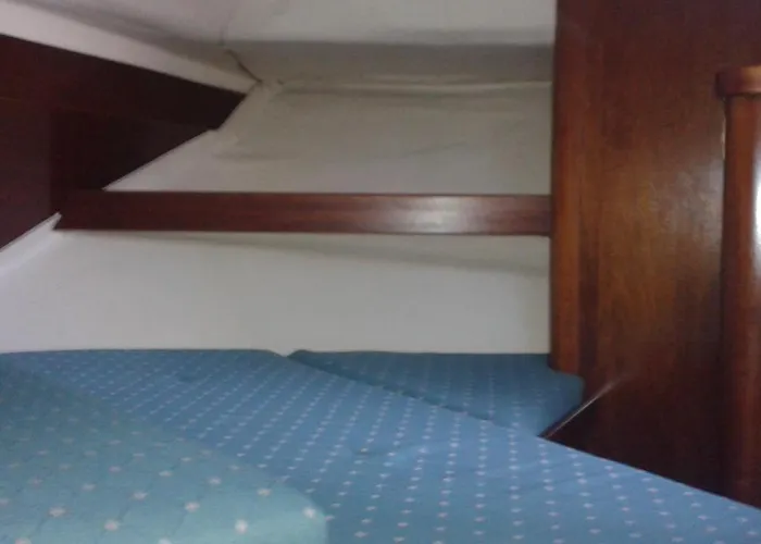 Leyliley Πλωτό κατάλυμα *